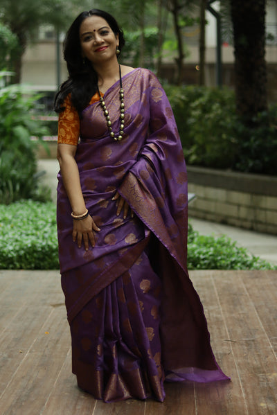 Aakruti (Munga Silk)