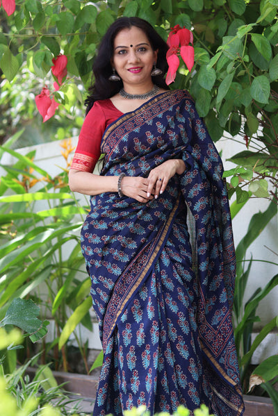 Vinaya (Chanderi silk)