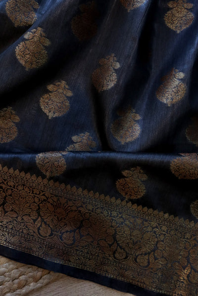 Murti (Munga Silk)